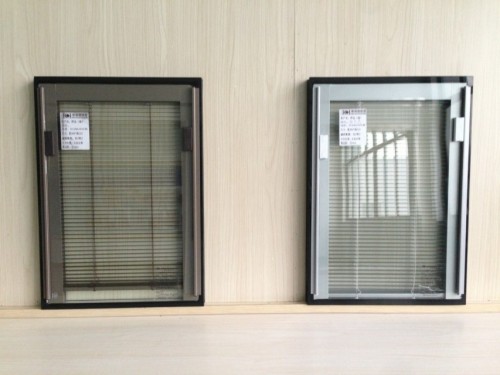 雞西內(nèi)置百葉中空玻璃窗